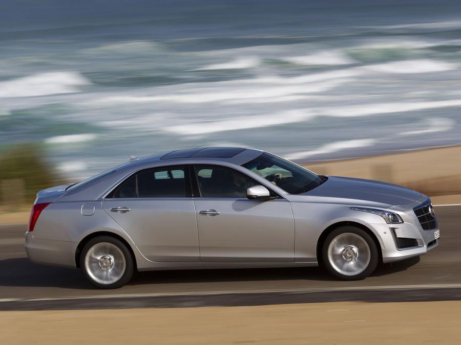  Cadillac CTS 2014 года  (EU) (фото 8 из 20)